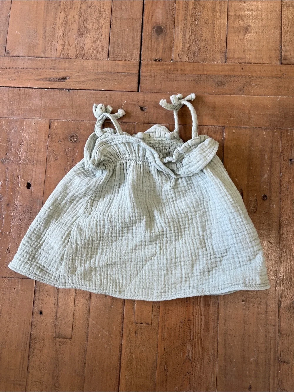 Rylee + cru gauzy cotton tank top and pineapple bloomer shorts 12-18 months